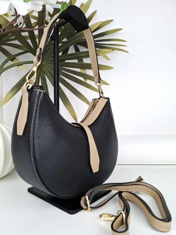 mała torebka czarna skóra naturalna z dwoma paskami