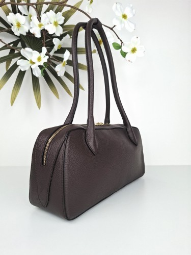 podłużna brązowa torebka jamnik