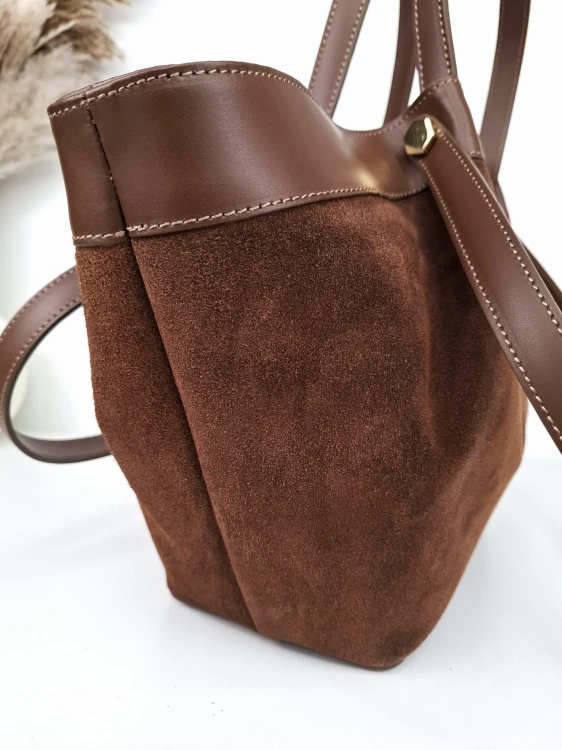 duża brązowa torba damska wykonana zamszu , skórzane uchwyty , kolor brązowy marrone butik hrabina