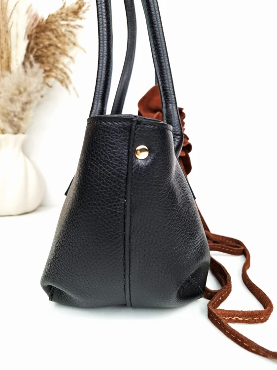 Ego podłużna torebka jamnik z kwiatkiem czarna