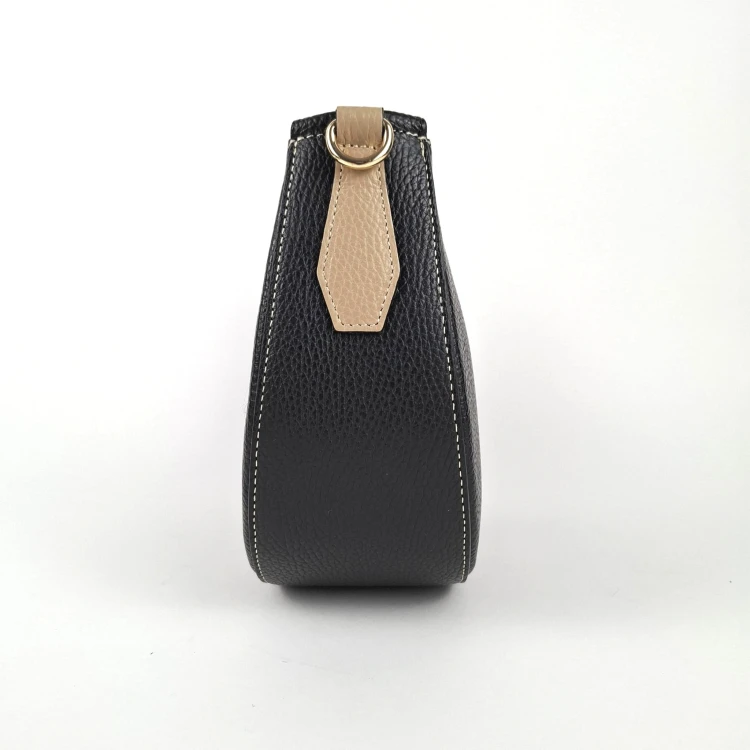 mała torebka czarna skóra naturalna z dwoma paskami