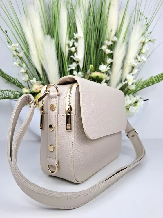 Klasyczna torebka skórzana na ramię Laura Biaggi bardzo jasny beż