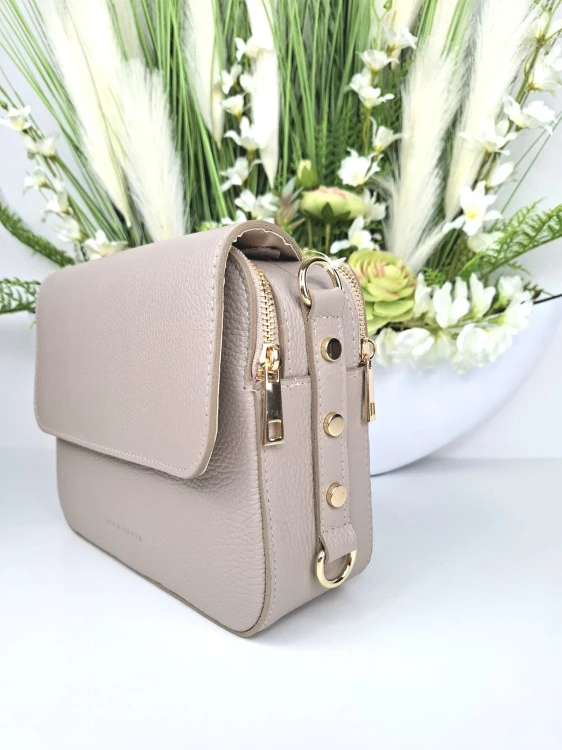 Laura Biaggi Butik Hrabina