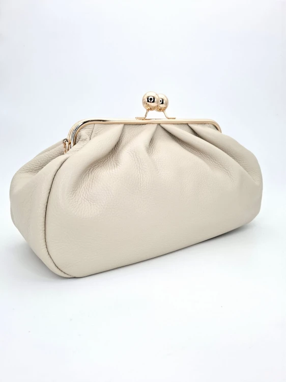 duza torebka na bigiel maxi clutch bag bezowa skorzana