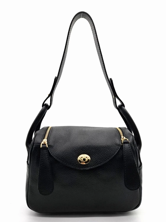 torebka czarna skorzana na ramie