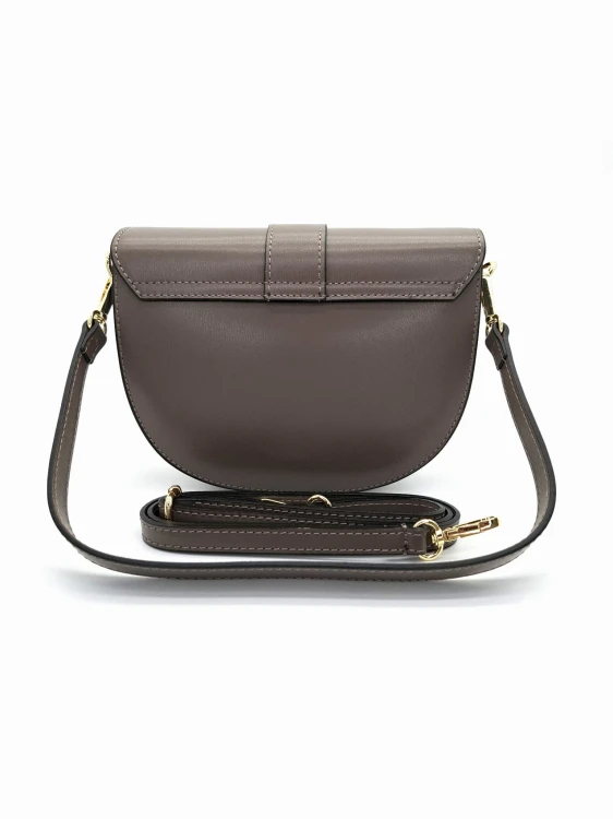 mala brazowa torebka na ramie crossbody skora naturalna