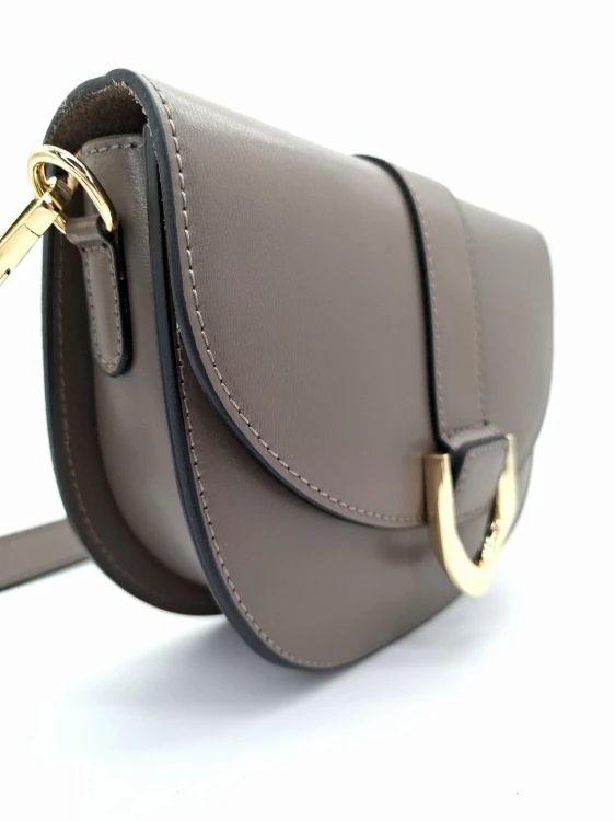 mala brazowa torebka na ramie crossbody skora naturalna