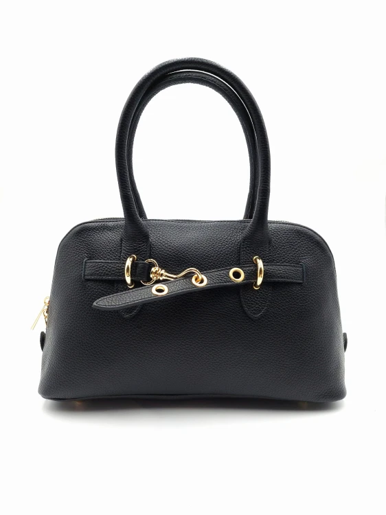 vera pelle kuferek damski czarny skórzany z ozdobnym złotym zapięciem  średnia wielkość