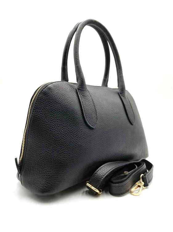 vera pelle torebka damska kuferek czarny widok z paskiem skóra naturalna ,uchwyty