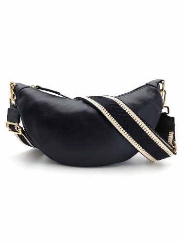 Czarna sportowa torebka ze skóry naturalnej typ półksiężyc