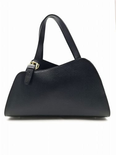 czarna-torebka-kuferek-skora-naturalna