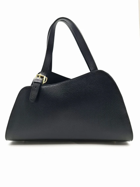 czarna-torebka-kuferek-skora-naturalna