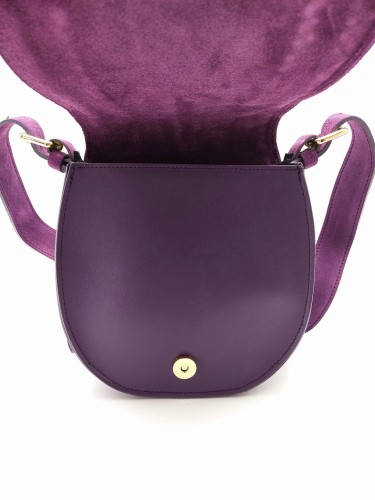 zamszowa fioletowa torebka ze skórą naturalną