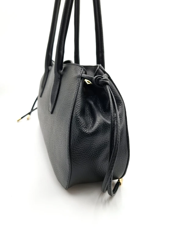 czarna torebka skórzana bagietka