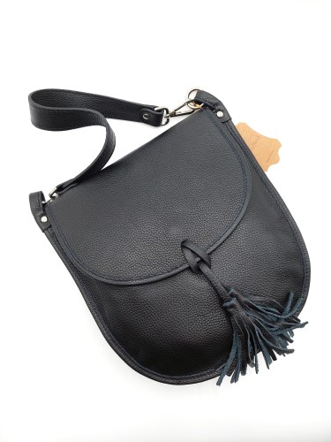 torebka-damska-listonoszka-czarna-skora